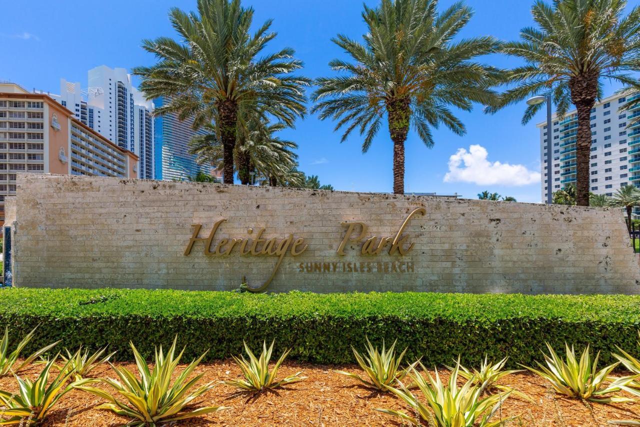 Ocean Reserve Luxury Condos Across From Sunny Isles Beach Майами-Бич Экстерьер фото
